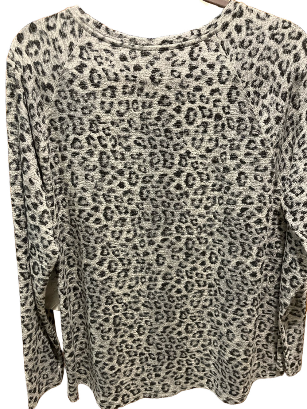 68. NWT WOMENS CHICO’S ZENERGY 2/L DETAIL TOP - Picture 5 of 5